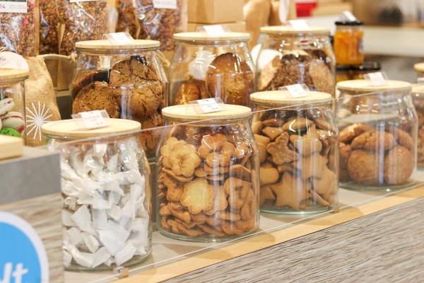HappyNuts / Tie Kepėjai