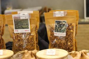 HappyNuts / Tie Kepėjai