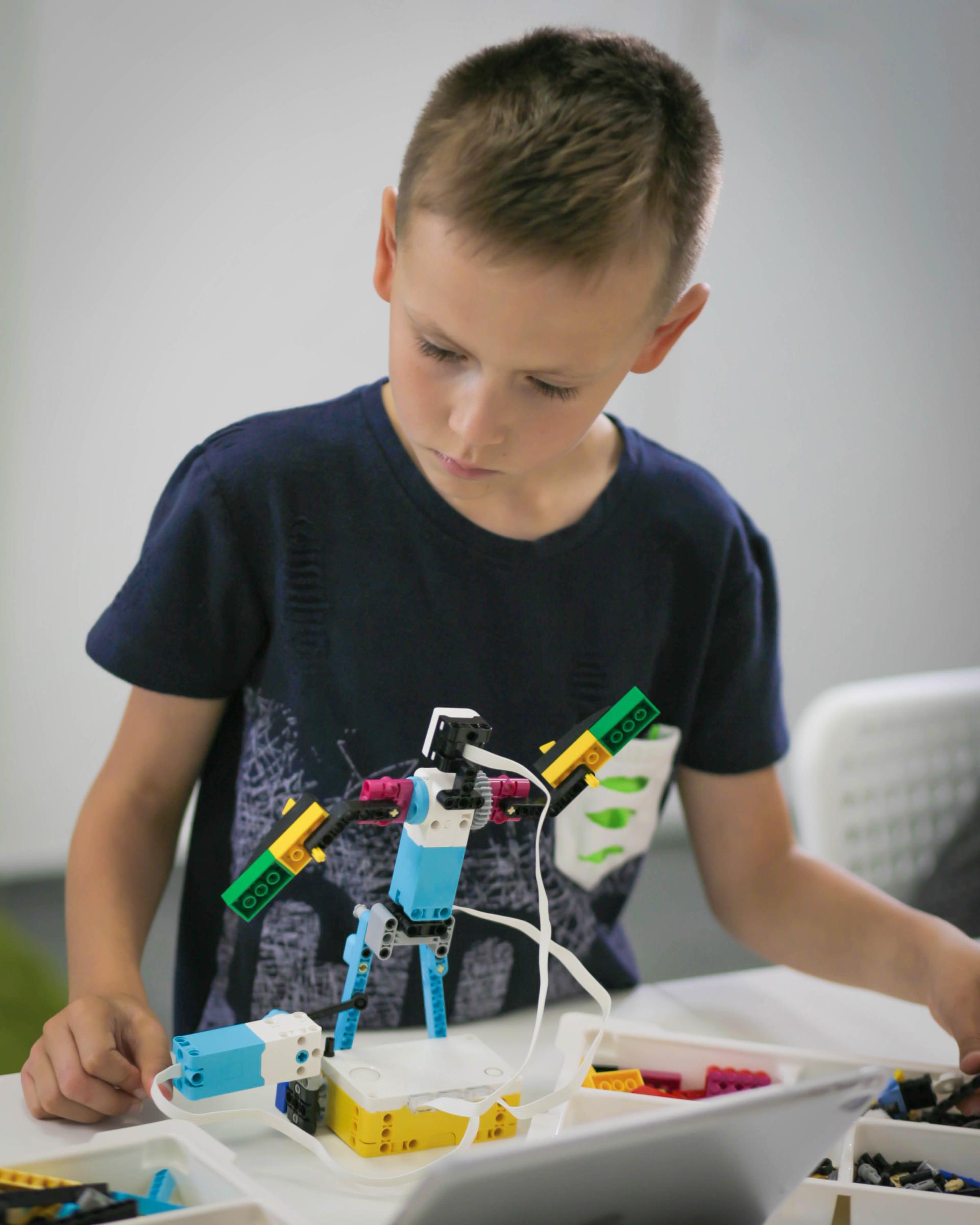 ROBOKIDS